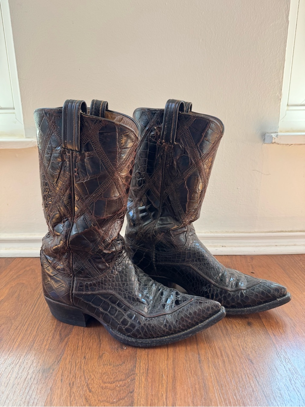 Vintage Men's Brown Cayman-Embossed Leather Western Boots